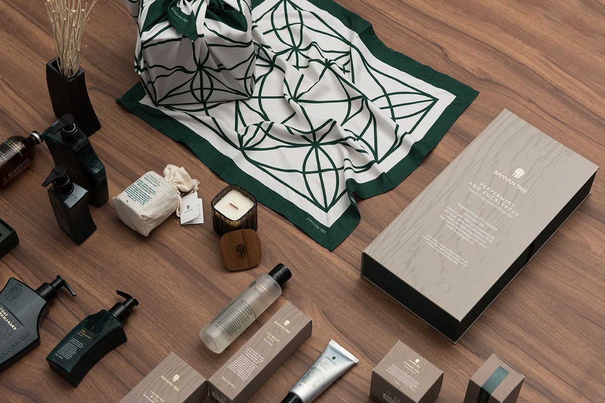 Banyan Tree企业品牌vi设计--护理品品牌视觉形象展示